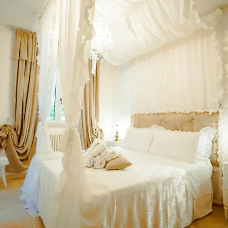 Cortebbianca شقة فندقية 4*